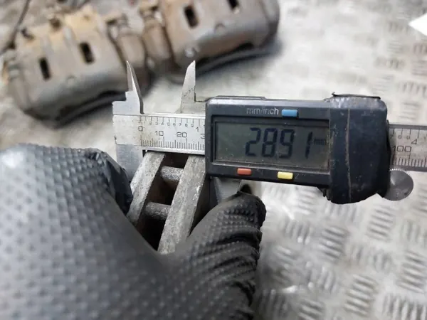 Bremsscheiben + Beläge + Bremssättel Vorderachse OEM TARCZE HAMULCOWE PRZÓD + KLOCKI + ZACISKI OPEL ANTARA I 2.0 CDTI ATE image 6