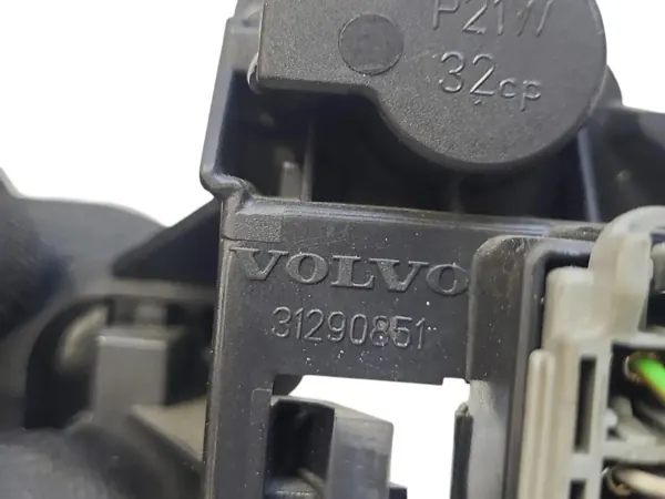 Takavalon liitin VOLVO V40 CC 31290851 image 5