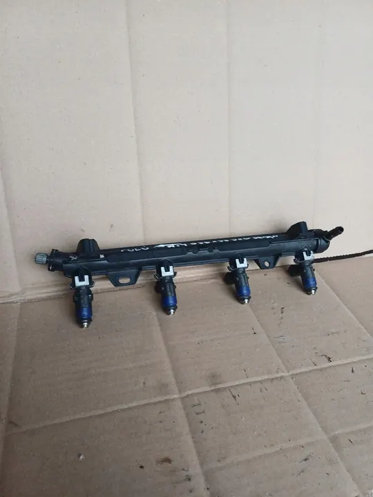 Iniettori carburante 4 pcs Volkswagen Polo 9n Sedan 1.4 2004 image 3