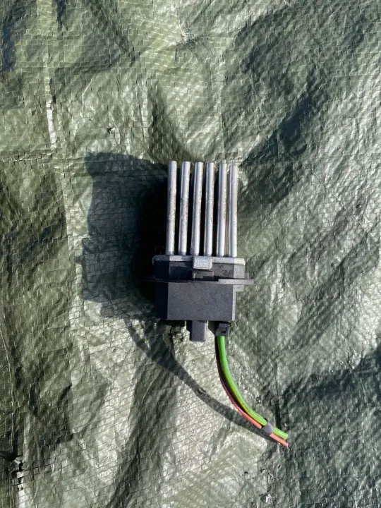 Puhallinvastus OEM G4532002 Peugeot 407/Citroen C5 image 2