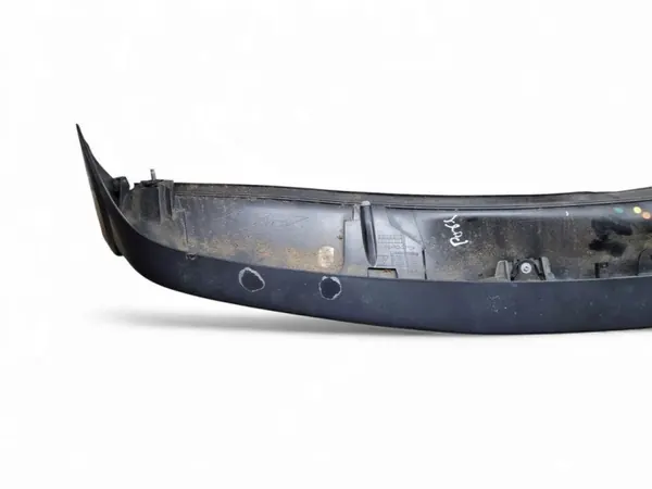 Spoiler maletero Porsche Cayenne OEM 7P5827934E Usado image 4