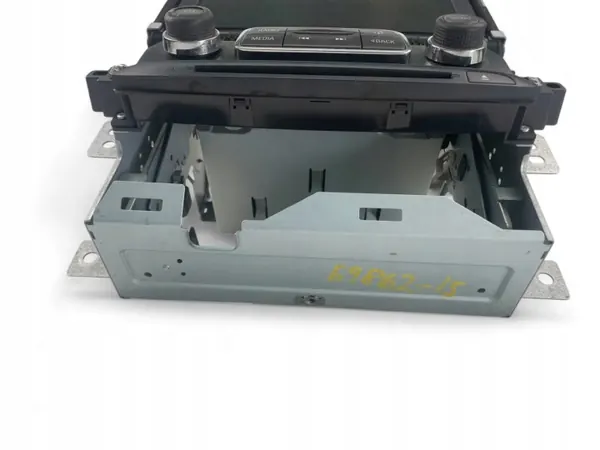 OEM 23193948 Navigointinäyttö Chevrolet Impala Sedanille image 3