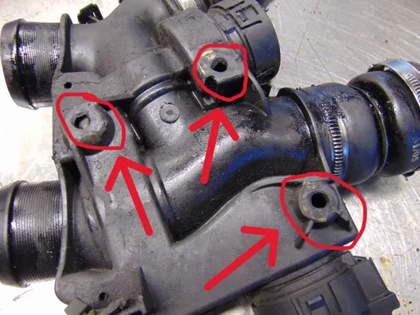 Gasklep Peugeot 307 1.6 HDI OEM 9657485480 image 3