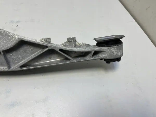 Support central BMW X1 F48/F49 2021 OEM 6852896 image 4
