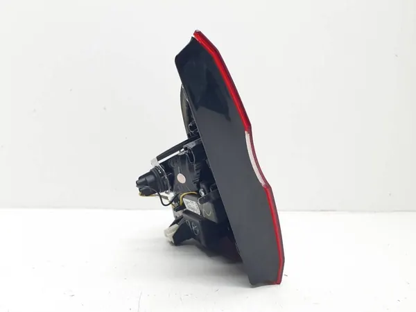 Luz trasera LED izquierda Mercedes W166 ML A1669068701 image 4