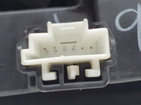 Luz trasera LED izquierda Mercedes W166 ML A1669068701 image 7