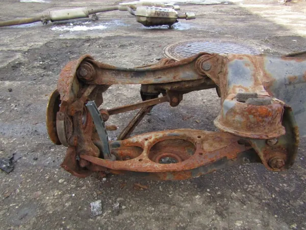 Mercedes W124 Hinterachsträger OEM AK-6-90791 image 4