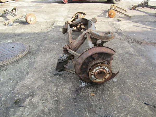Mercedes W124 Hinterachsträger OEM AK-6-90791 image 5