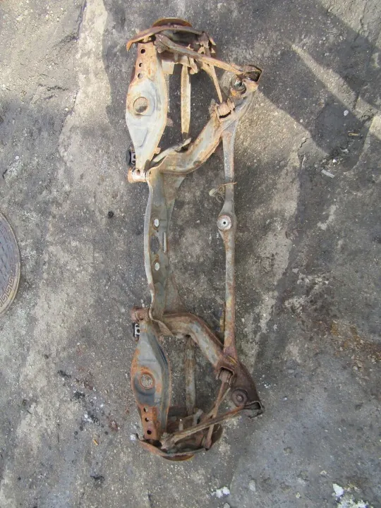 Mercedes W124 Hinterachsträger OEM AK-6-90791 image 9