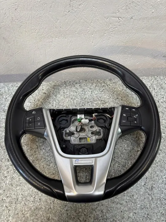 Volant Cuir Volvo OE OEM KIEROWNICA - Occasion image 2