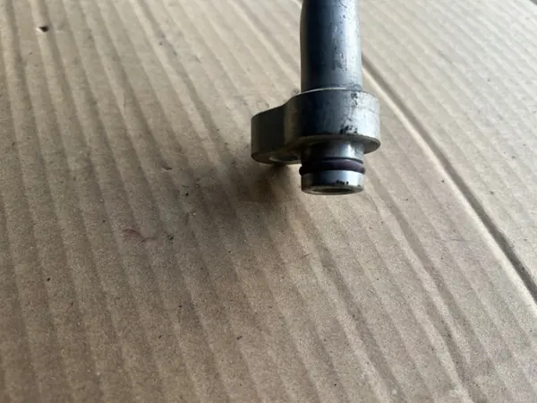 VW T5 AC-rör OEM 7H1820743T - Begagnad image 3