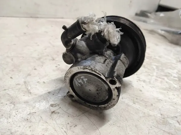 ALFA ROMEO 147 1.6 Bomba de direção assistida image 5