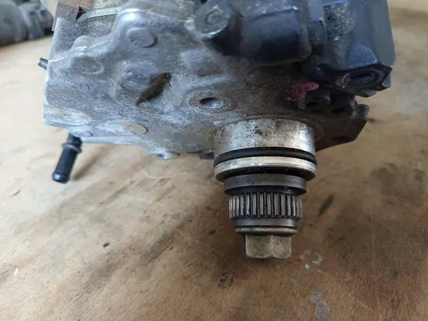 Brandstofpomp Sprinter 2.2 CDI A6510701801 image 7