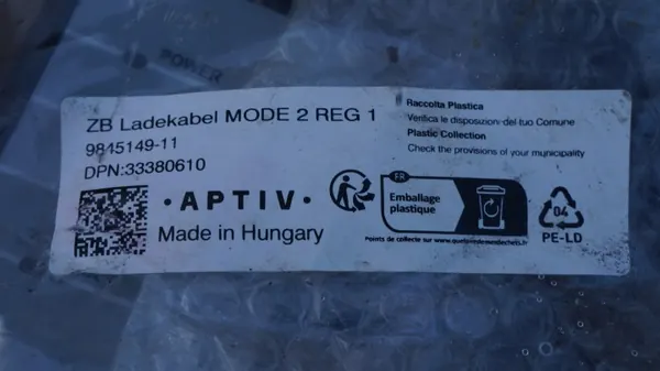 Cable de carga BMW OEM 9845149 para i3 G20 G26 MINI image 4