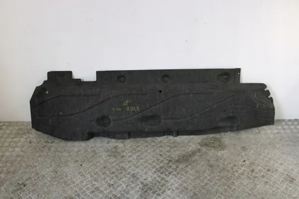 Ford Kuga MK3 ST-Line rechter onderbodemplaat OEM image 2