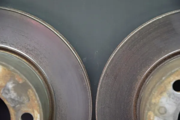 Discos de Freio Dianteiros BMW F20 F21 F22 F30 F31 F32 F33 F36 6792215 image 2