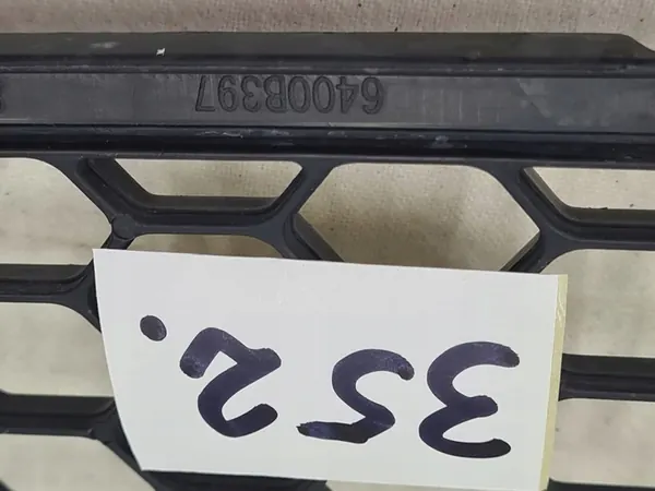 Griglia paraurti anteriore MITSUBISHI LANCER VIII 6400B397 image 2