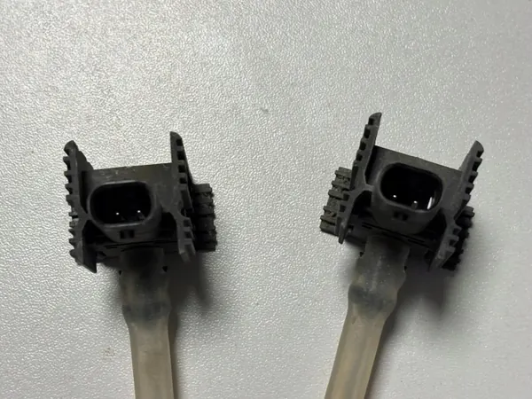 Fußgängerschutzsensor OEM 5NA959109 für VW Tiguan II image 4