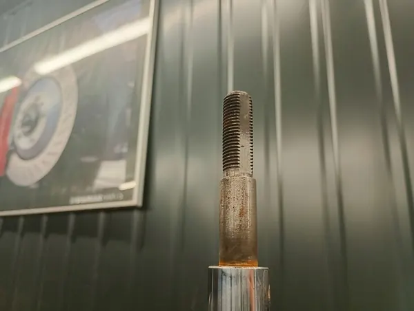 Amortisseur avant Renault Trafic III (X82) 2019 OEM 548023941R image 6