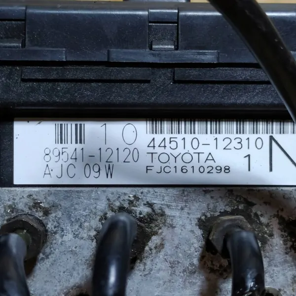 Bomba ABS Toyota OEM 4451012310 para Corolla E110 2001 image 9
