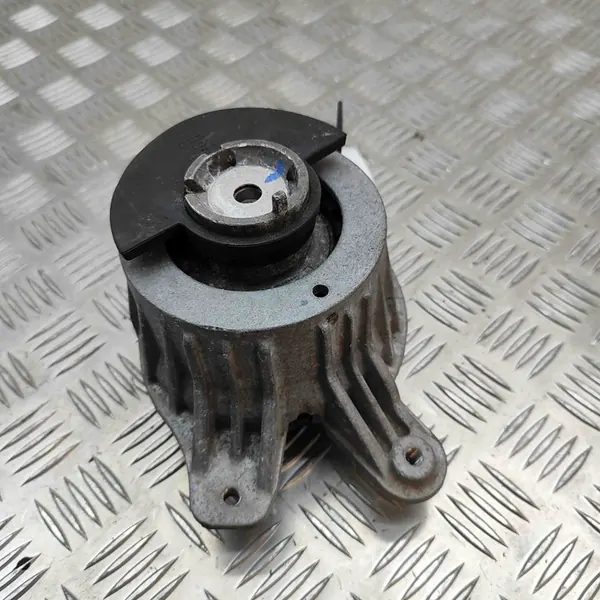 Soporte de Motor Izquierdo Mercedes W213 A2132400500 image 2
