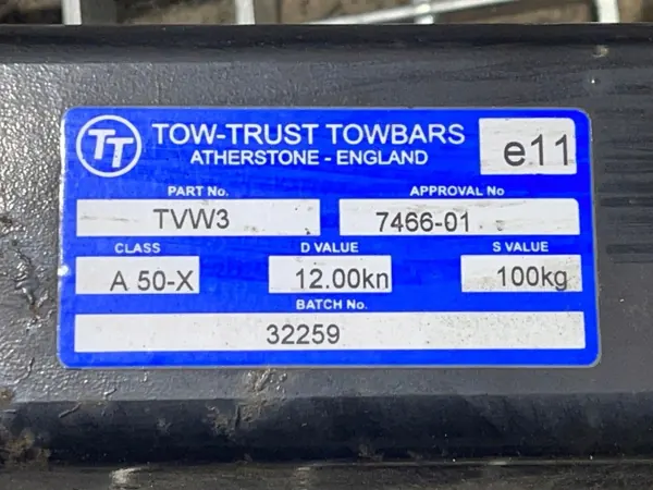 Kit attelage Audi Q3 8U OEM TVW3746601 - Occasion image 4