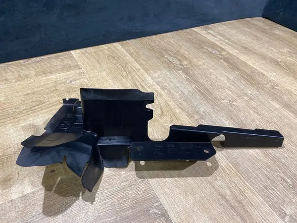 Vänster övre luftstyrning Range Rover Velar LR092702 image 2