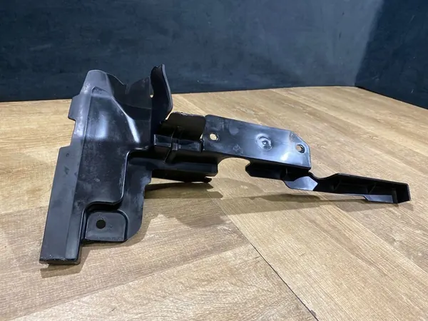 Vänster övre luftstyrning Range Rover Velar LR092702 image 3