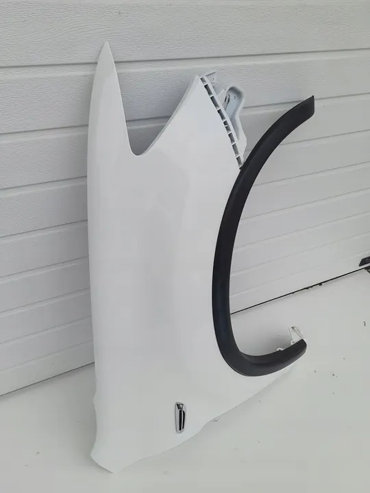 Para-choque dianteiro direito MITSUBISHI ASX W13 image 2