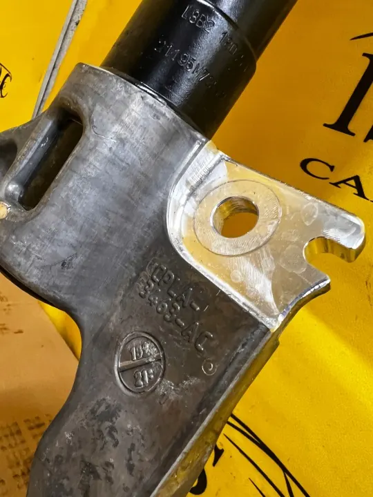 Luftfjädring fram vänster OEM L8B2-3C286-AB Land Rover image 6