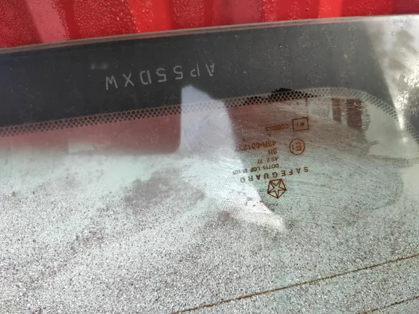 Vitre Arrière Chauffée pour Jeep Cherokee KJ OEM image 9