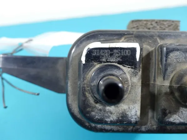 OEM 31420-2S100 hiilifilteri Hyundai IX35 2.0:lle image 5