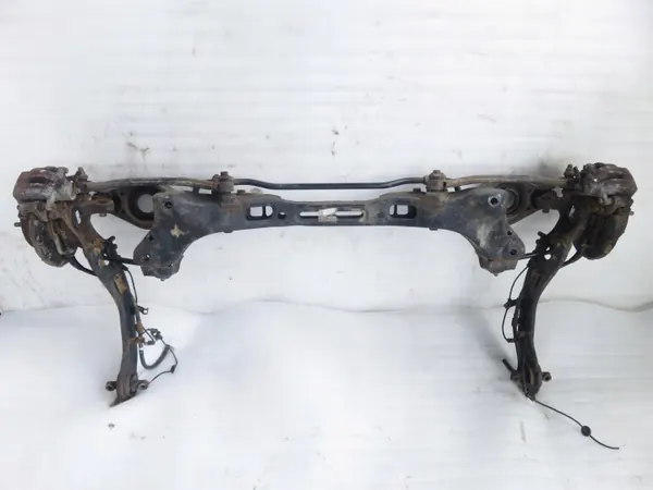 Taka poikittainen OEM SANKI TYŁ HYUNDAI ix35 image 2