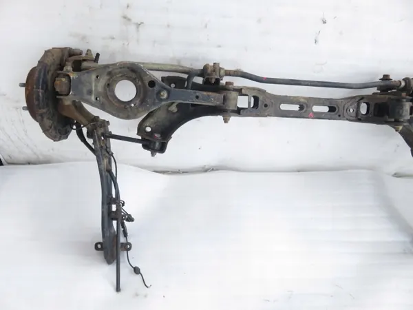 Taka poikittainen OEM SANKI TYŁ HYUNDAI ix35 image 9