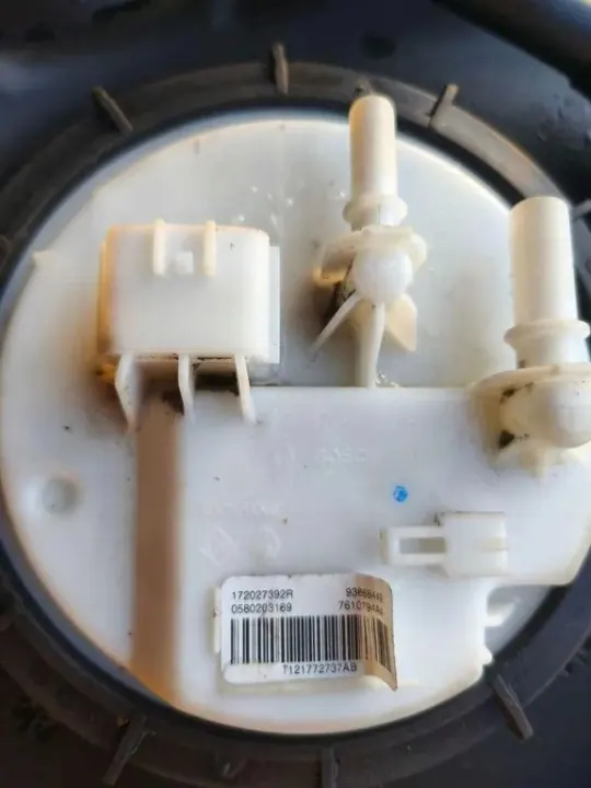 Polttoainesäiliö OEM 93461338 Opel Vivaro Pakettiautolle image 4