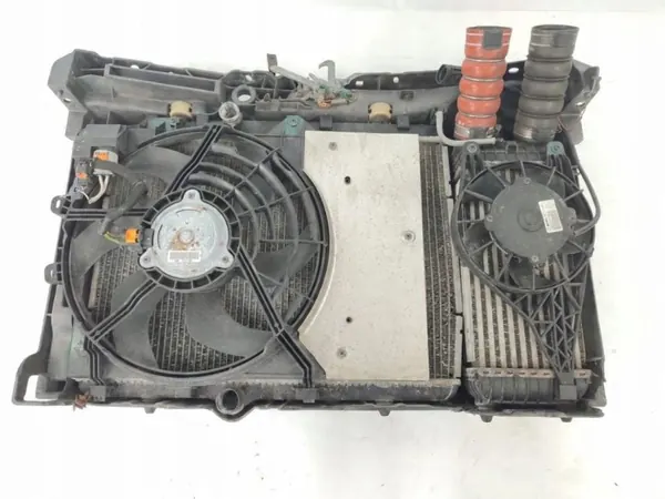 Radiateur CV427002 pour CITROEN DS3 1.4 16V - Occasion image 4