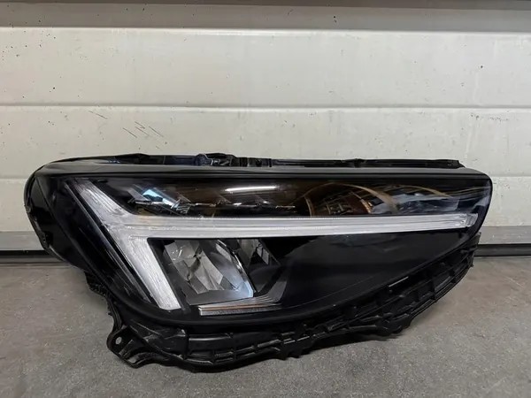 VOLVO XC40 RECHTE LIFTLAMPE FULL LED 32338909 image 3