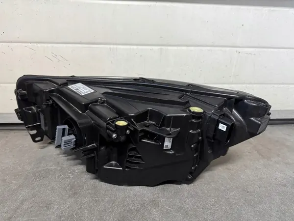 VOLVO XC40 RECHTE LIFTLAMPE FULL LED 32338909 image 4