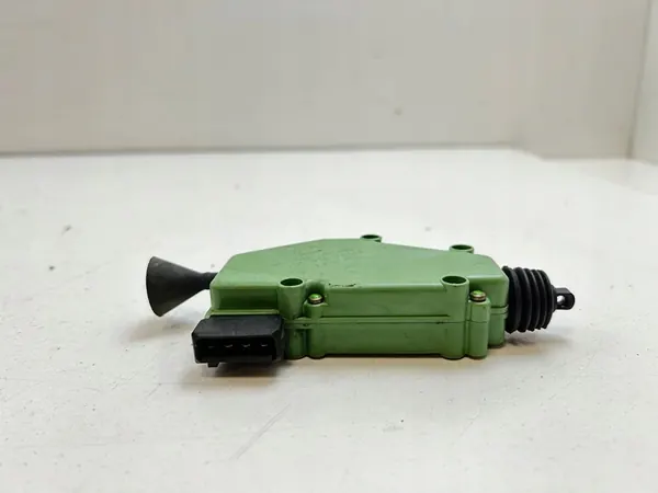 Atuador de Fechadura Central 7D0959781A image 6