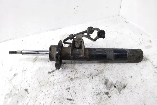 Ammortizzatore anteriore sinistro BMW 1 (E87) 2.0L Diesel image 2