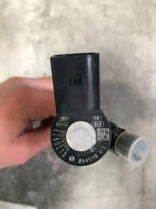 Bosch 0 445 110 613 Injektor Toyota Avensis image 8