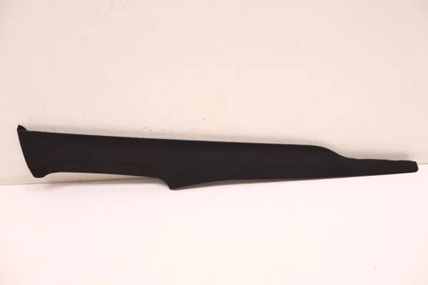 Moldur Maserati Grecale OEM 670193739 - Usado image 2