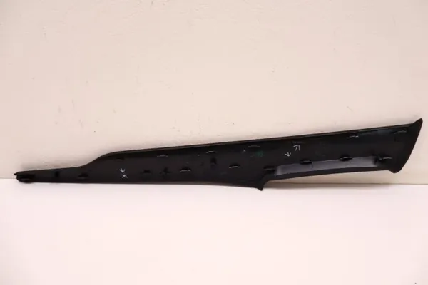 Moldur Maserati Grecale OEM 670193739 - Usado image 5