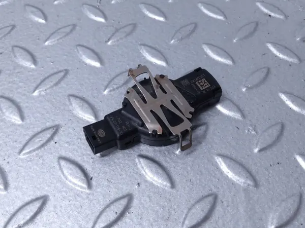 Sensor de chuva Cadillac ATS OEM 22780351 - Usado image 2