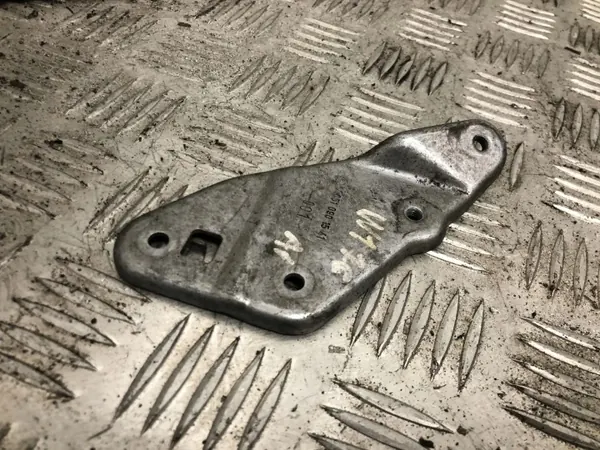 Bränslepumpsfäste OEM A6510901541 för Mercedes-Benz image 4