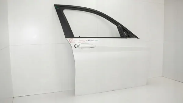 BMW OEM 360187385 Framdörr höger - Begagnad image 4