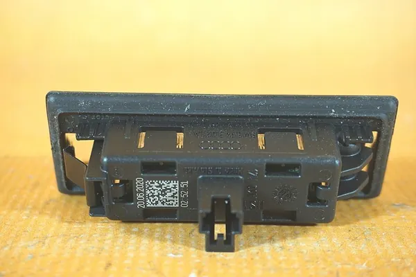 Audi Q2 81A Conjunto de Luzes de Placa 8w6943021a image 6