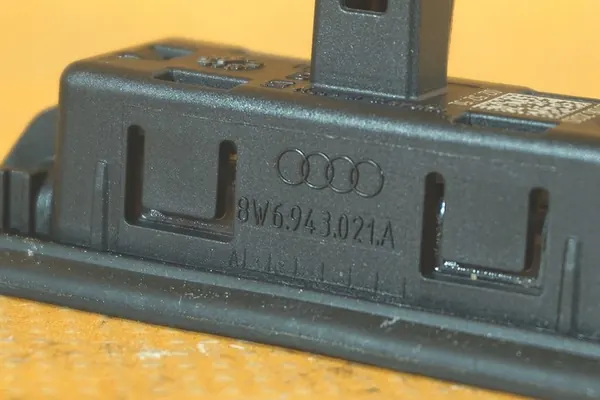 Audi Q2 81A Conjunto de Luzes de Placa 8w6943021a image 7