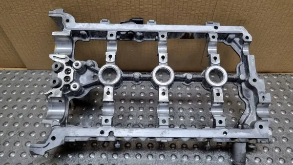 Couver de cames droit OEM 06E109102AT pour Audi V6 image 5