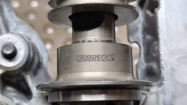 Couver de cames droit OEM 06E109102AT pour Audi V6 image 8